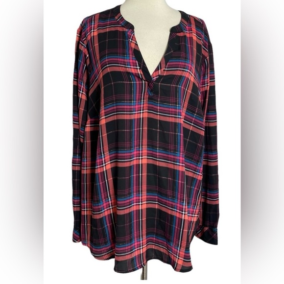 Torrid Georgette Hi-Low Pullover Long Sleeve Blouse in Plaid Black Red Size 3 - Picture 1 of 10